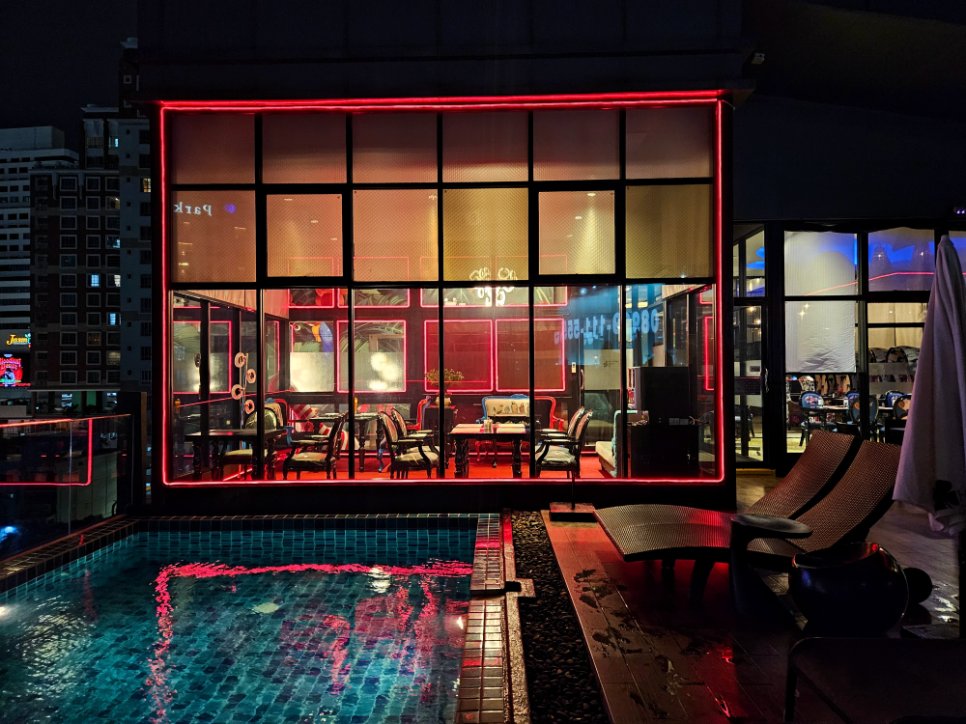 Hotel Clover Asoke 29