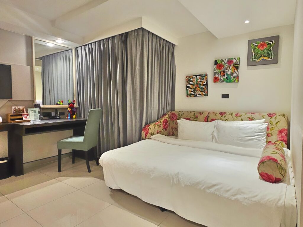 Hotel Clover Asoke 42