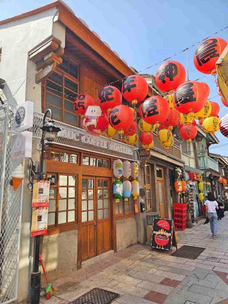 台南・中西區神農街 百年古宅裡的咖啡香，必吃開心果霜淇淋｜來自大阪的精品咖啡品牌 MUCCOFFEE 台灣品牌總店 31